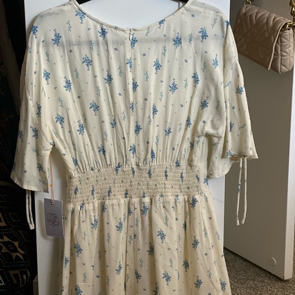 Backyard Roses Callie Romper - Picture 2 of 5